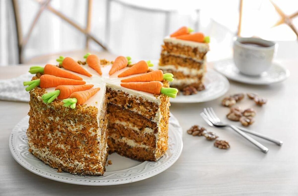 کیک هویج با کرم پنیری