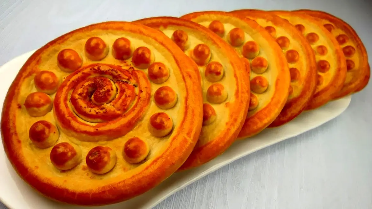 دستور پخت کلوچه فومن