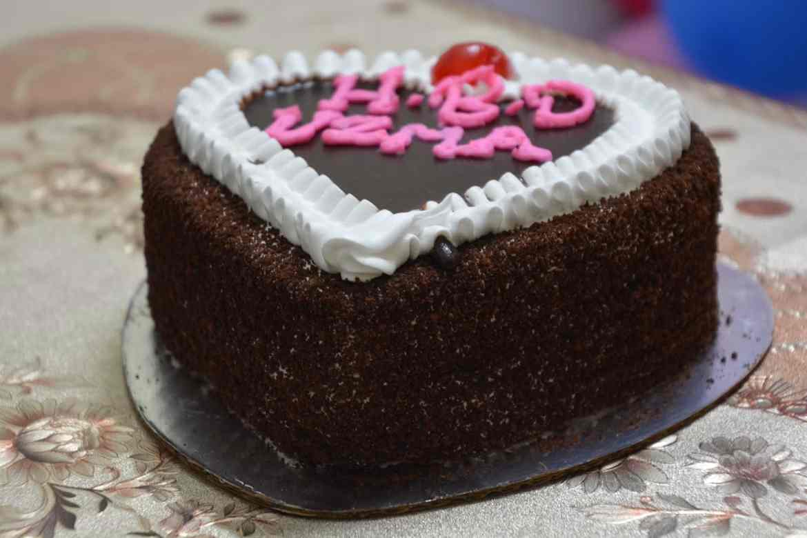 کیک احساسی و خانوادگی